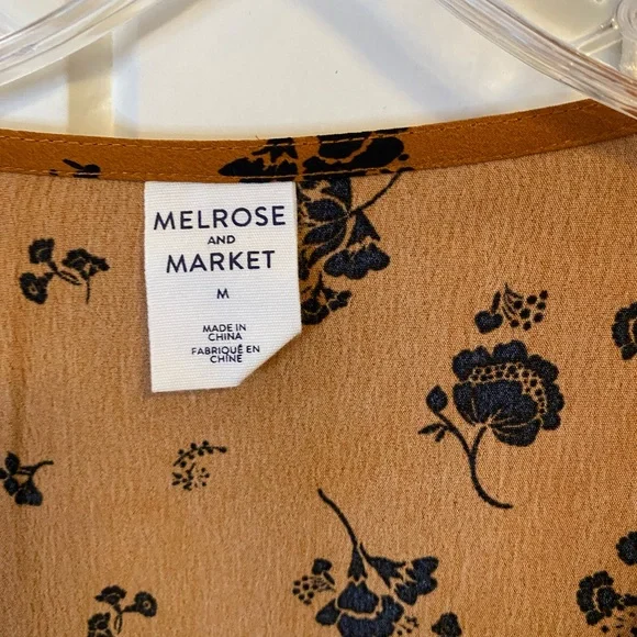 Melrose and Market | Burnt Orange Faux Wrap Tie Waist Long Sleeve Floral Top. M. - Picture 3 of 5